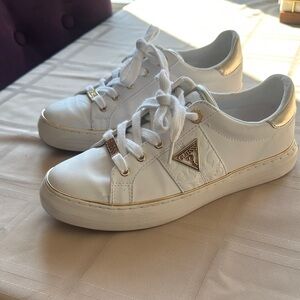 Guess White and Gold Casual Women’s Sneakers